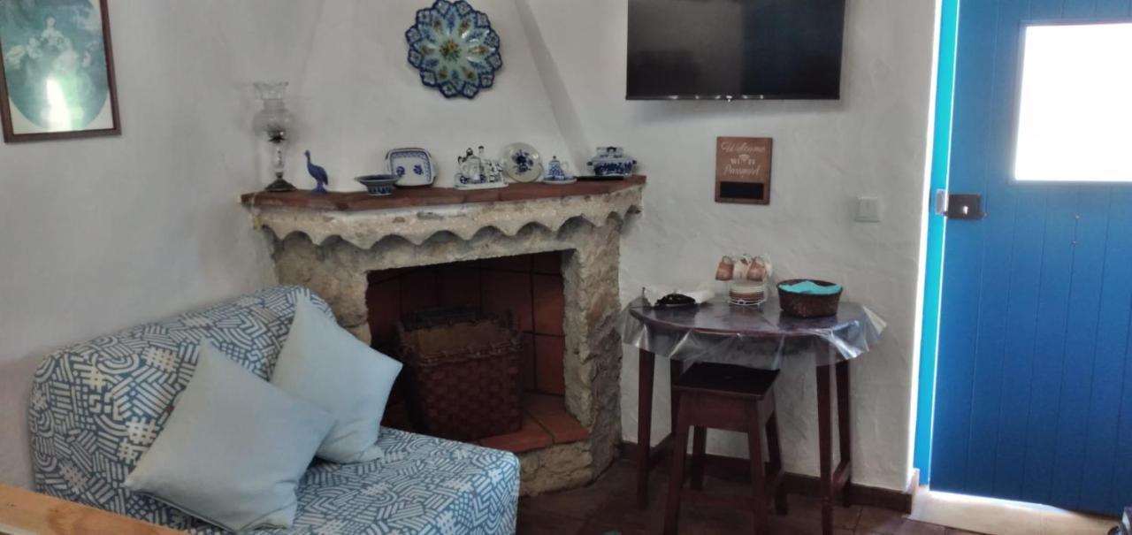 Casal Dos Carpinteiros - Carpenters Couple Villa Silveira  Luaran gambar