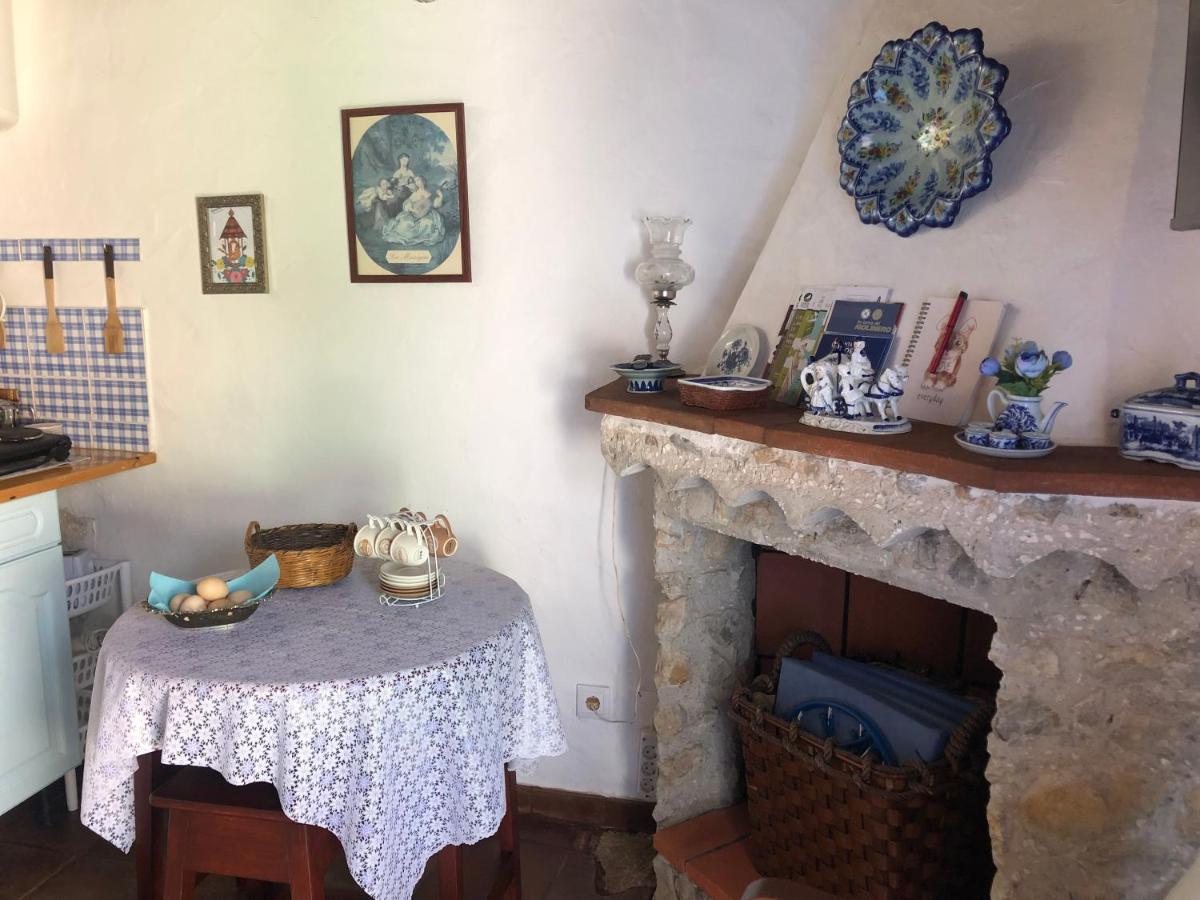 Casal Dos Carpinteiros - Carpenters Couple Villa Silveira  Luaran gambar